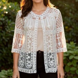 Jeannie Women’s White Lace Embroidered Sheer Jacket Size Medium Boho EUC